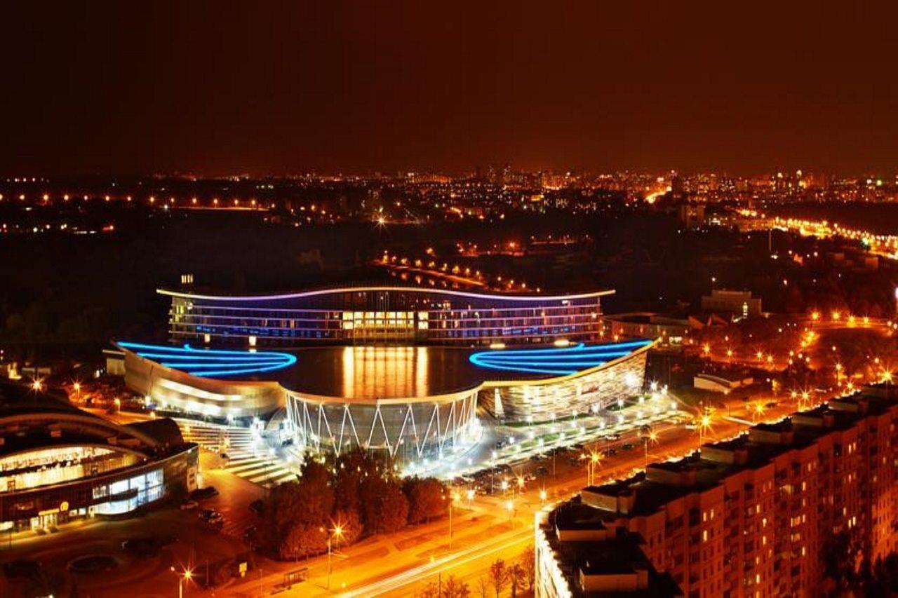 Minsk Marriott Hotel Buitenkant foto